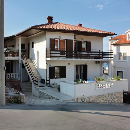 Apartment Vrbnik 5301B Eksteriør billede